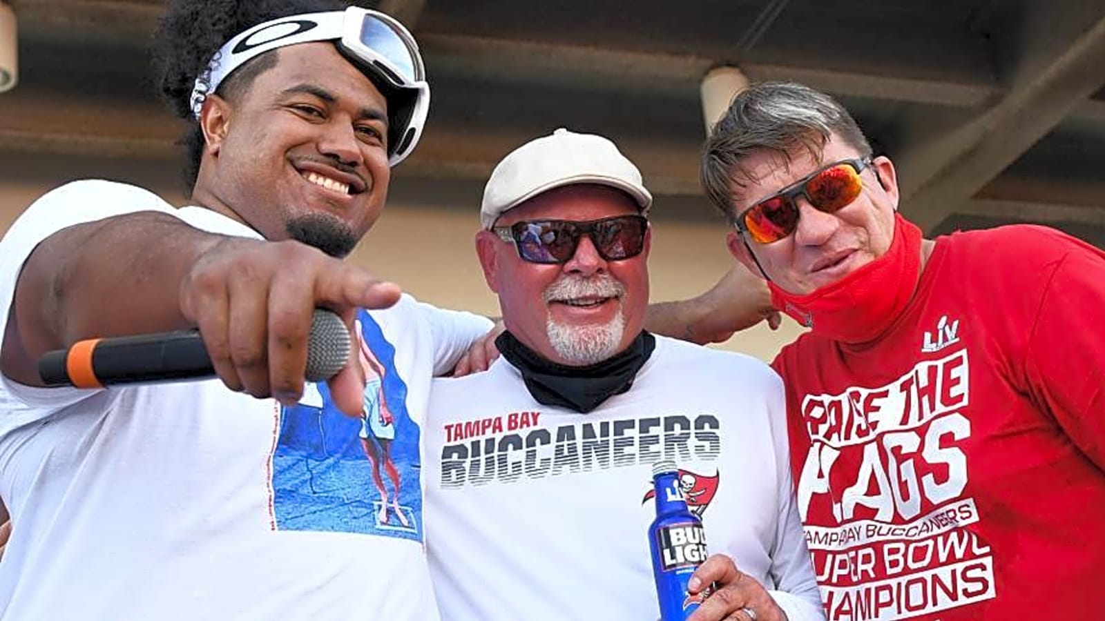 Jason Licht Comments On Buccaneers Finally Extending Vita Vea