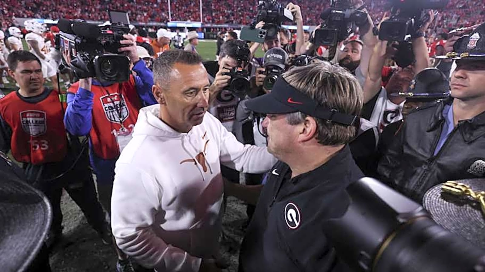 Texas Longhorns Expected to Hire Georgia Bulldogs Staff Member Ahead of 2026 Season