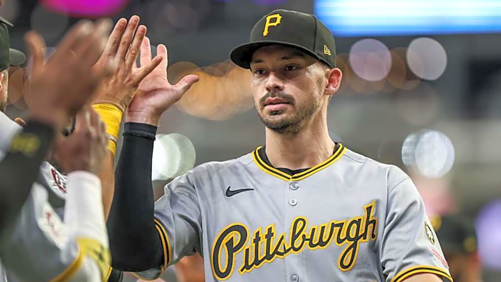 Bryan Reynolds Makes Pirates History vs. Brewers