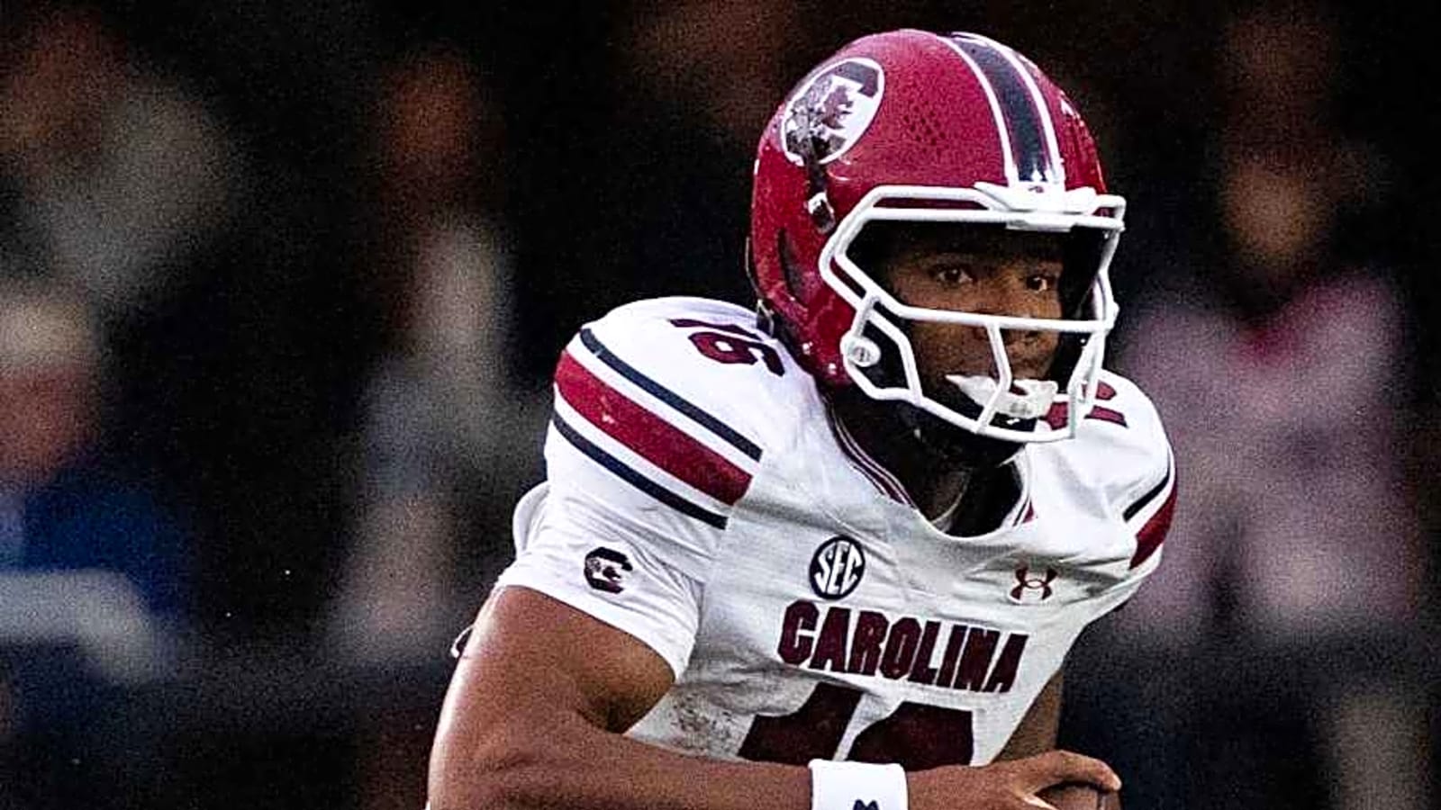 Quarterback LaNorris Sellers Explains Why He Chose to Remain at South Carolina