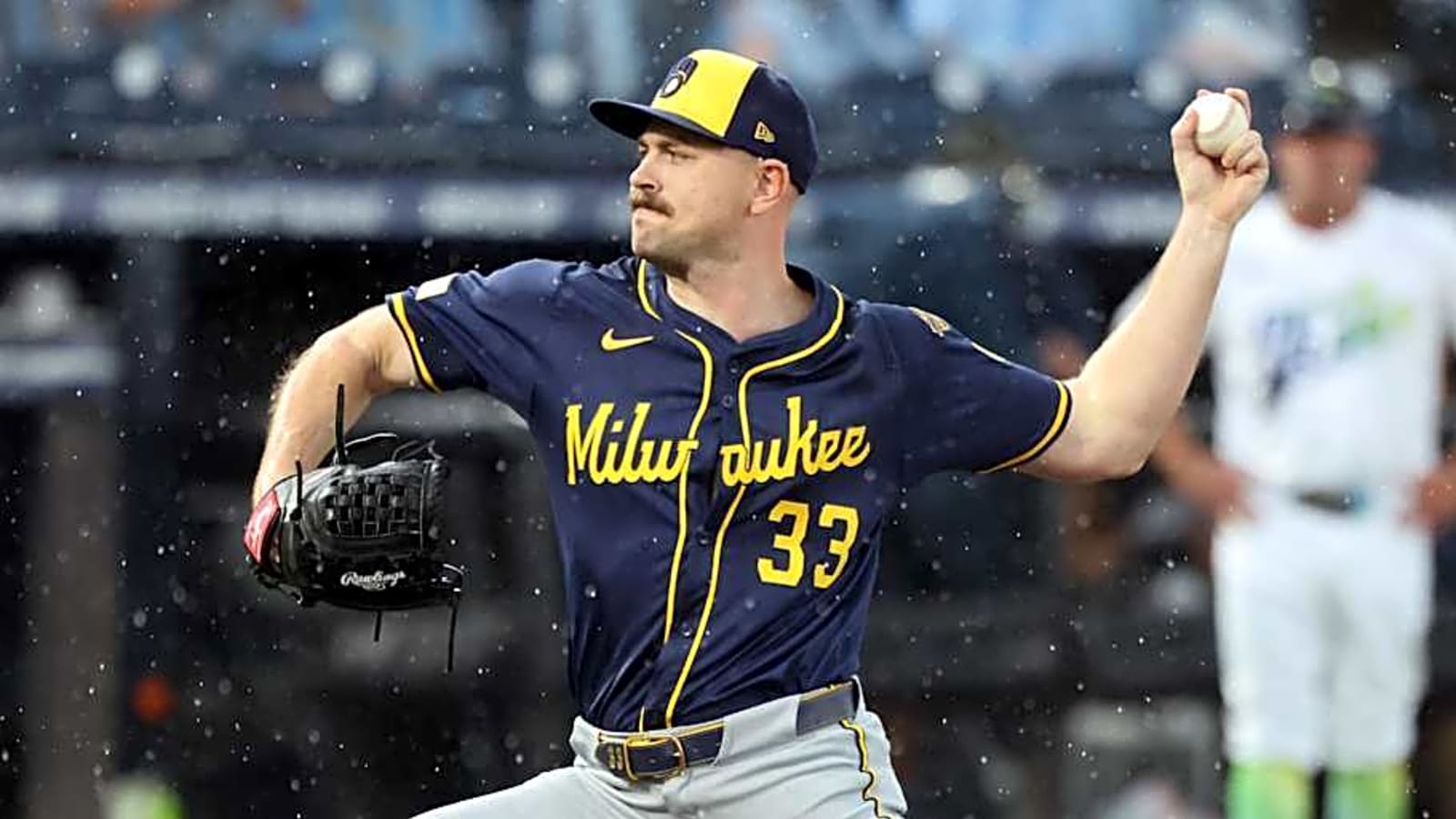 Chicago White Sox Sign Pitcher Tyler Alexander