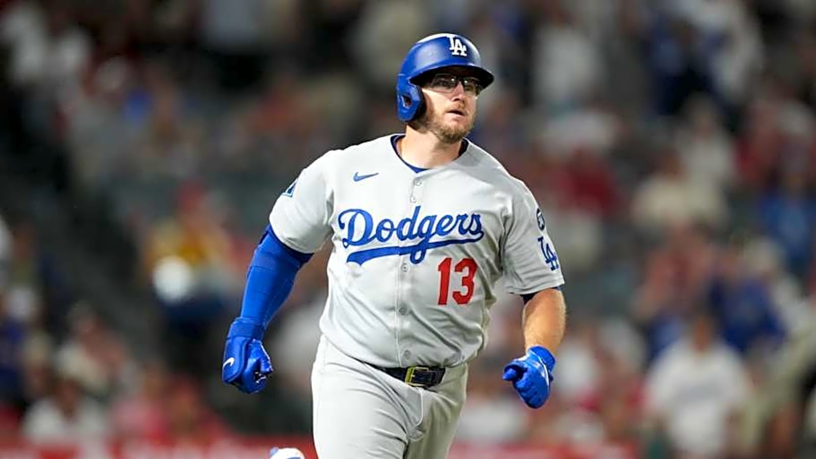 Dodgers Notes: Massive Roster Move, Max Muncy Injury Update, Pitcher Keeps Injury Mysterious