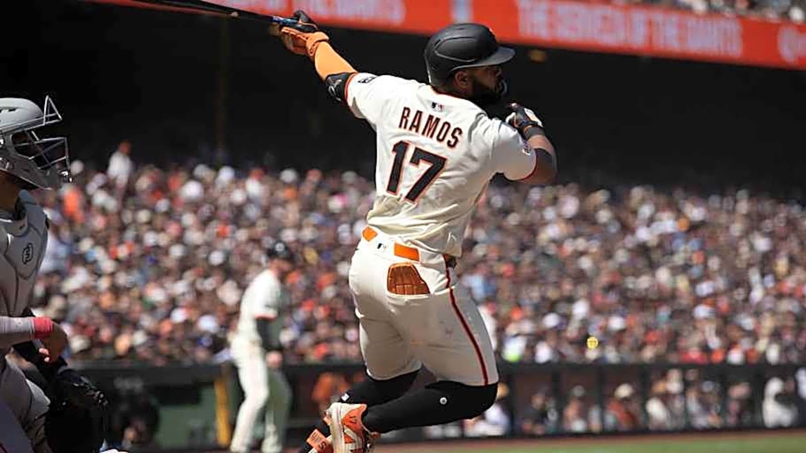 Giants Star Slugger Continues To Be Team&#39;s Driving Force on Offense