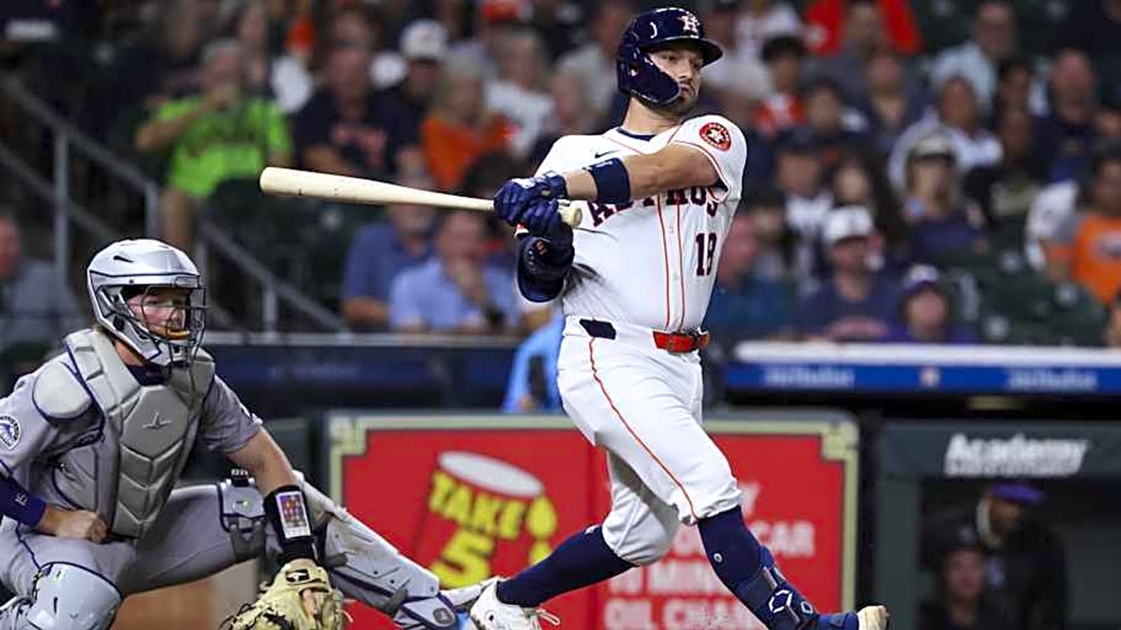 Astros Searching For Catching Help Despite Confidence in Cesar Salazar