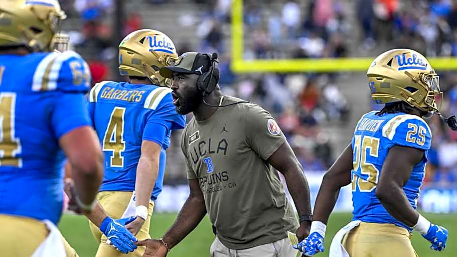 What is UCLA Getting in Speedy WR Xavier Warren?