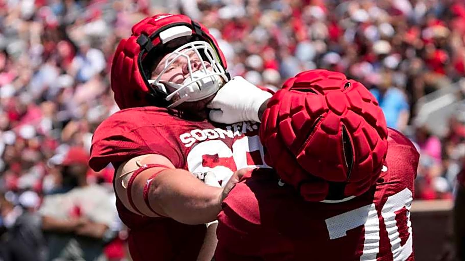 Fresh Faces: Oklahoma OL Owen Hollenbeck Embracing Team Chemistry