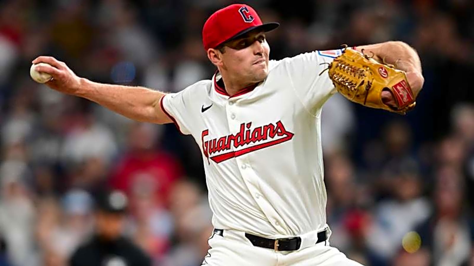 Report: Guardians &#39;Listening&#39; In Trade Talks for Star Duo