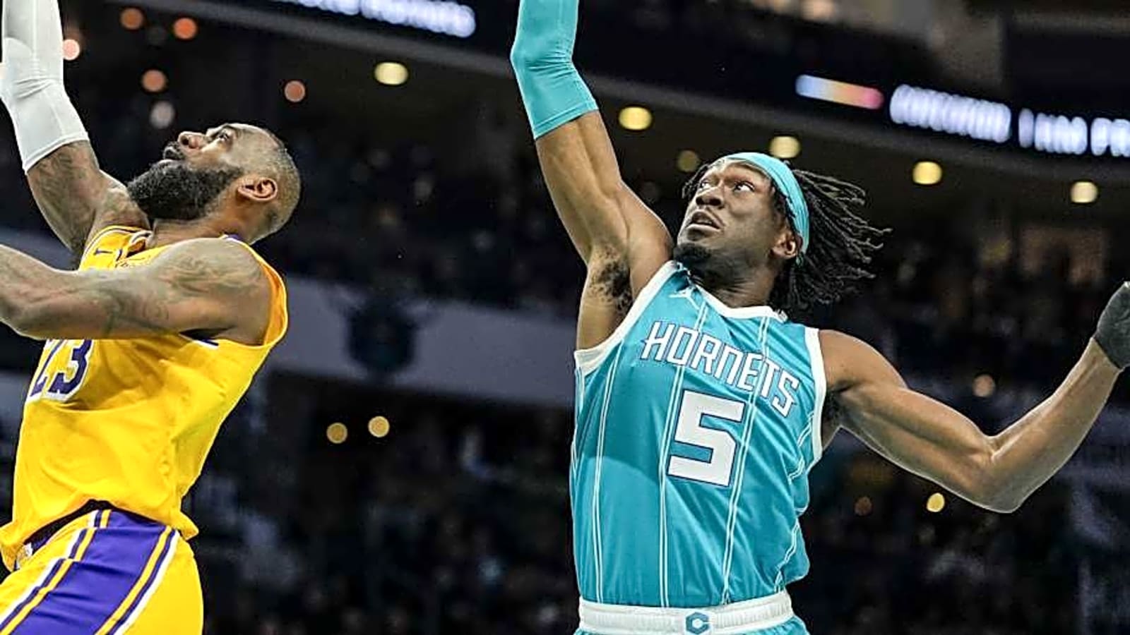 Suns Taking Massive Risk With Mark Williams Trade