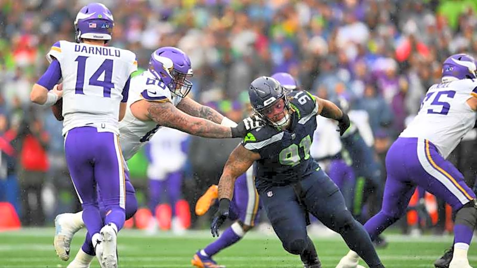 NFL free agency: Seahawks need to sign 'solid starter' at weak spot before it's too late