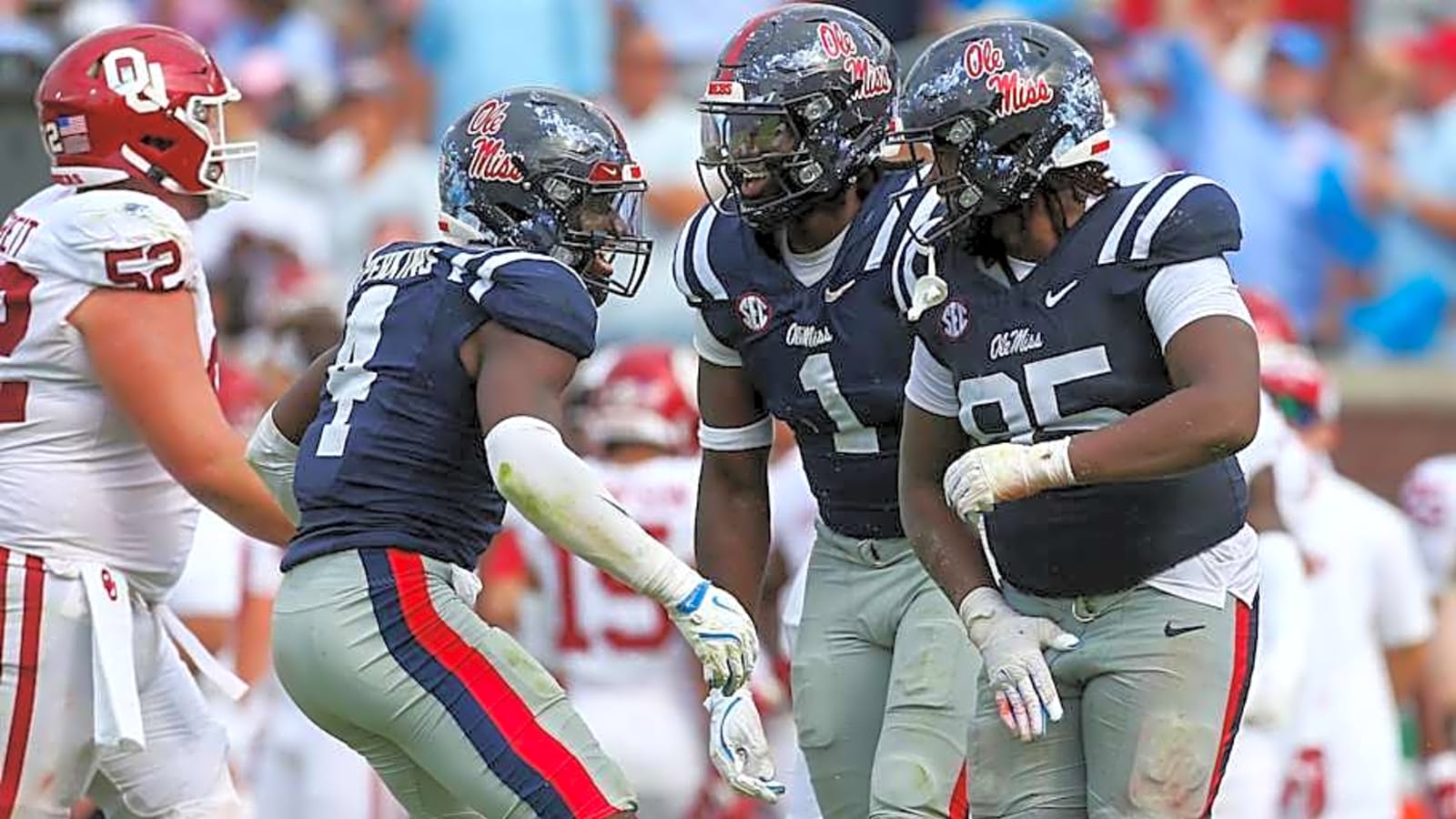 Ole Miss Football Defensive Lineman, Former Coveted Georgia Prospect Enters Portal