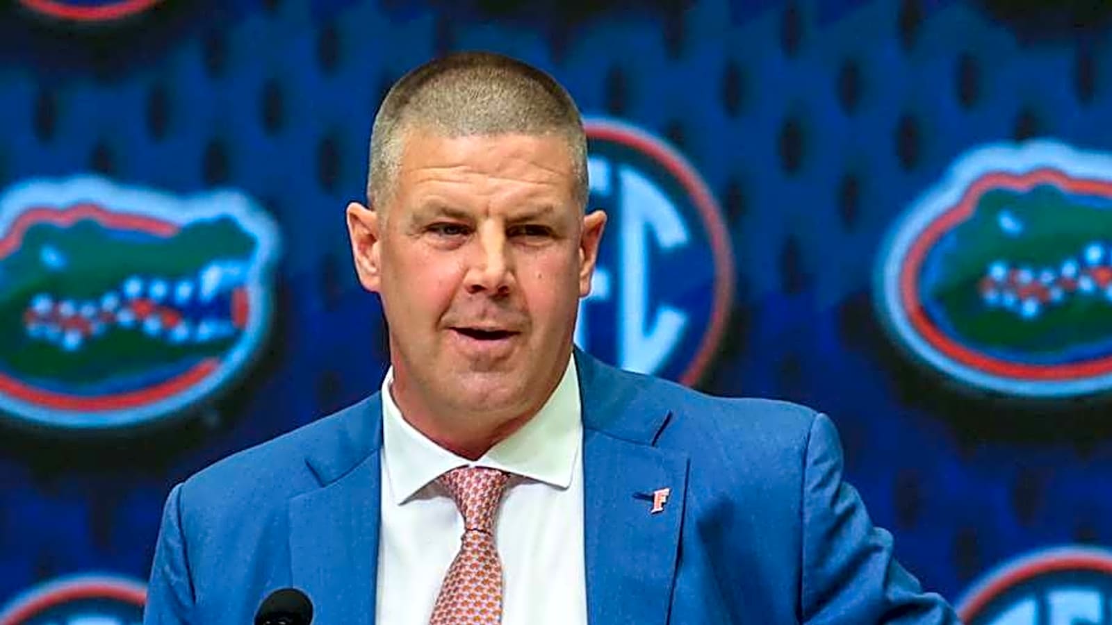 Ascending Gators Ignoring Outside Expectation