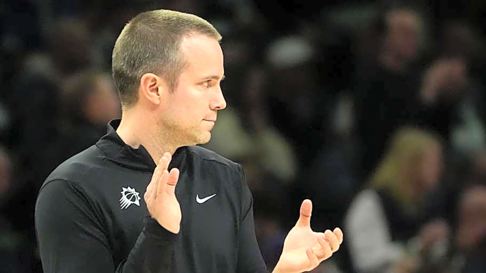 Suns Change Starting Lineup vs Pelicans