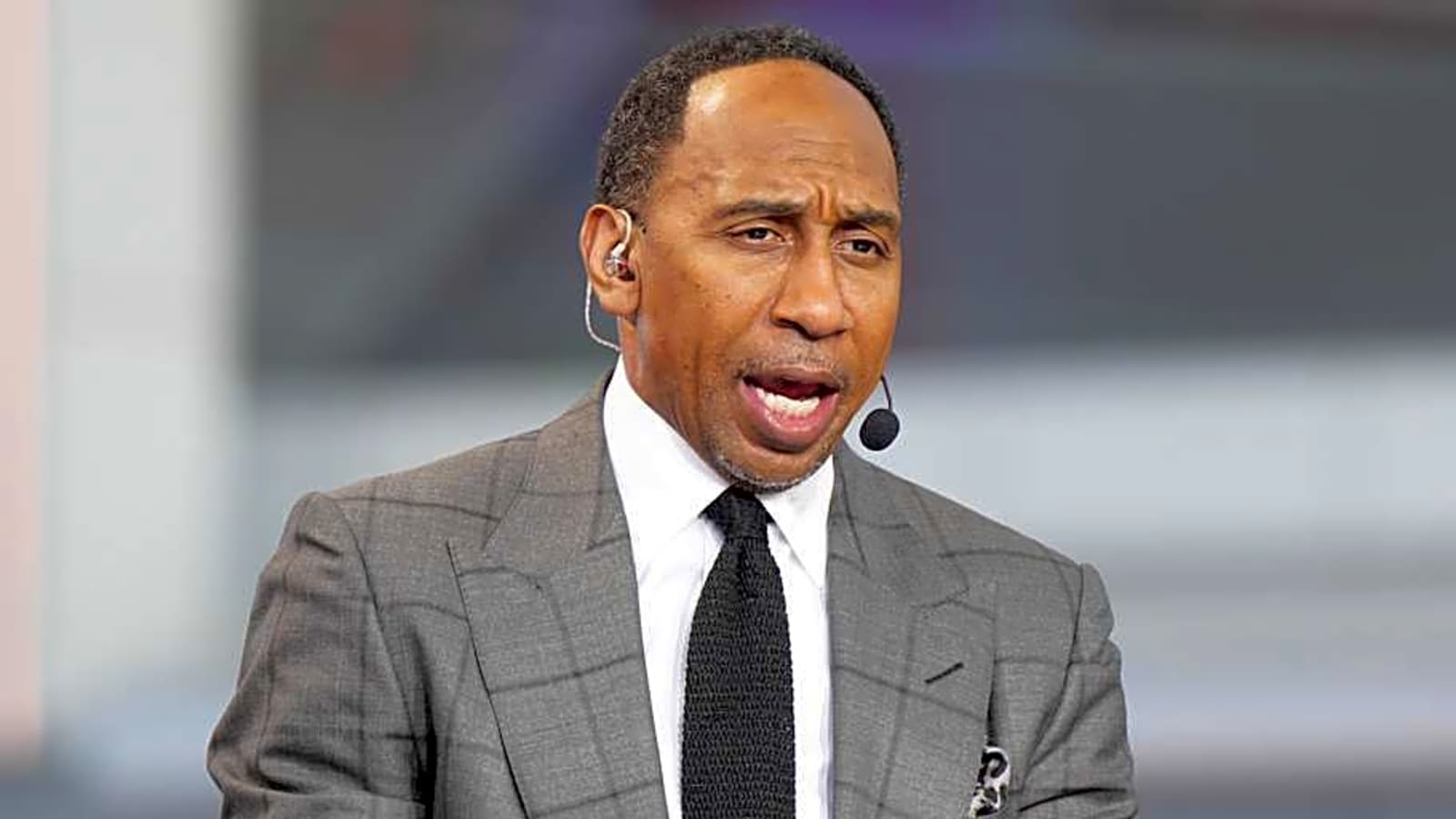 Notorious Cowboys hater Stephen A. Smith predicts Micah Parsons-Jerry Jones ending