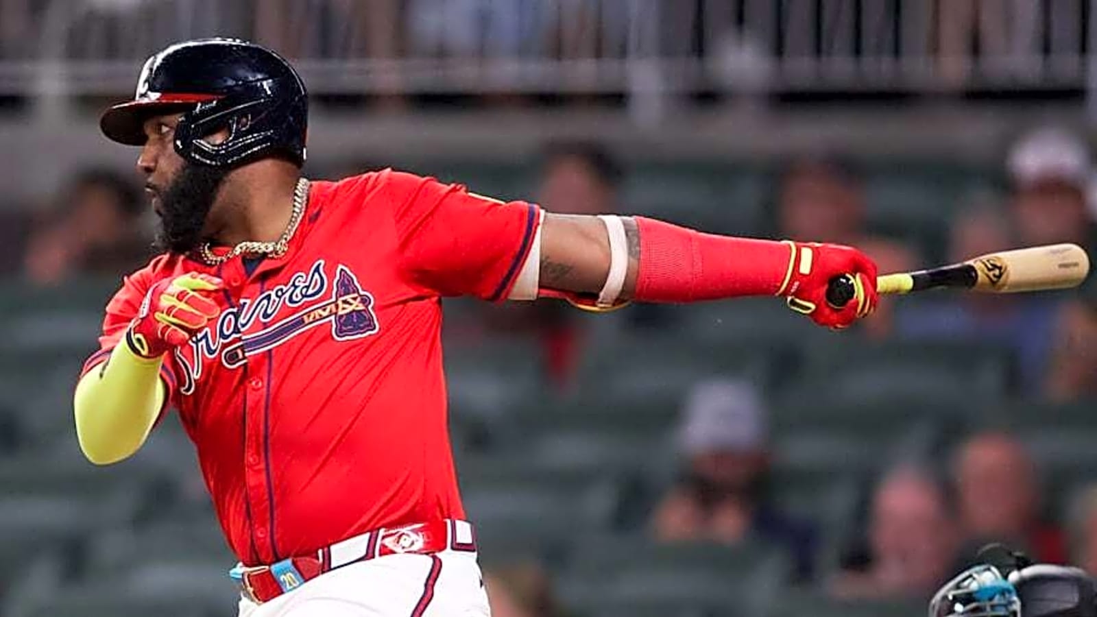 Pirates Sign New DH to $12 Million Contract