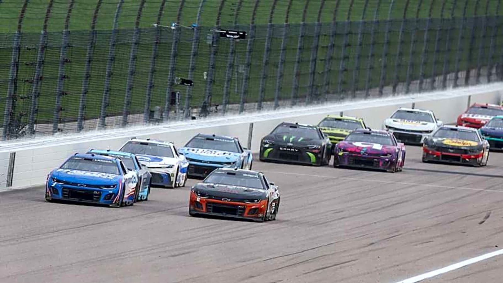 NASCAR Live Race Updates: AdventHealth 400 at Kansas