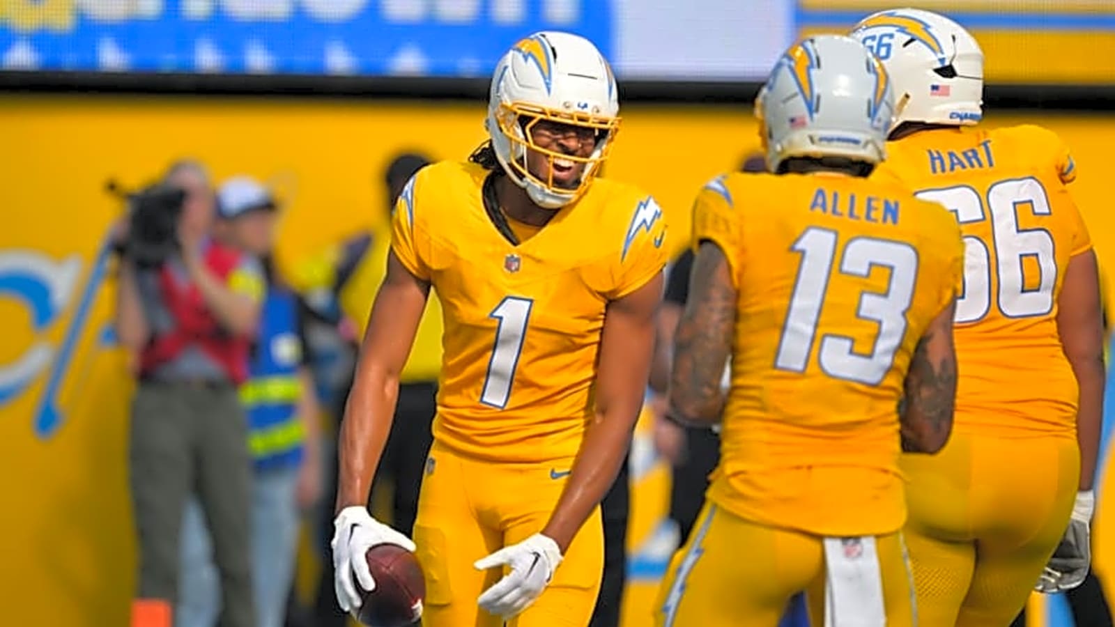 Would Chargers consider trading Quentin Johnston to contender 'making calls' now?