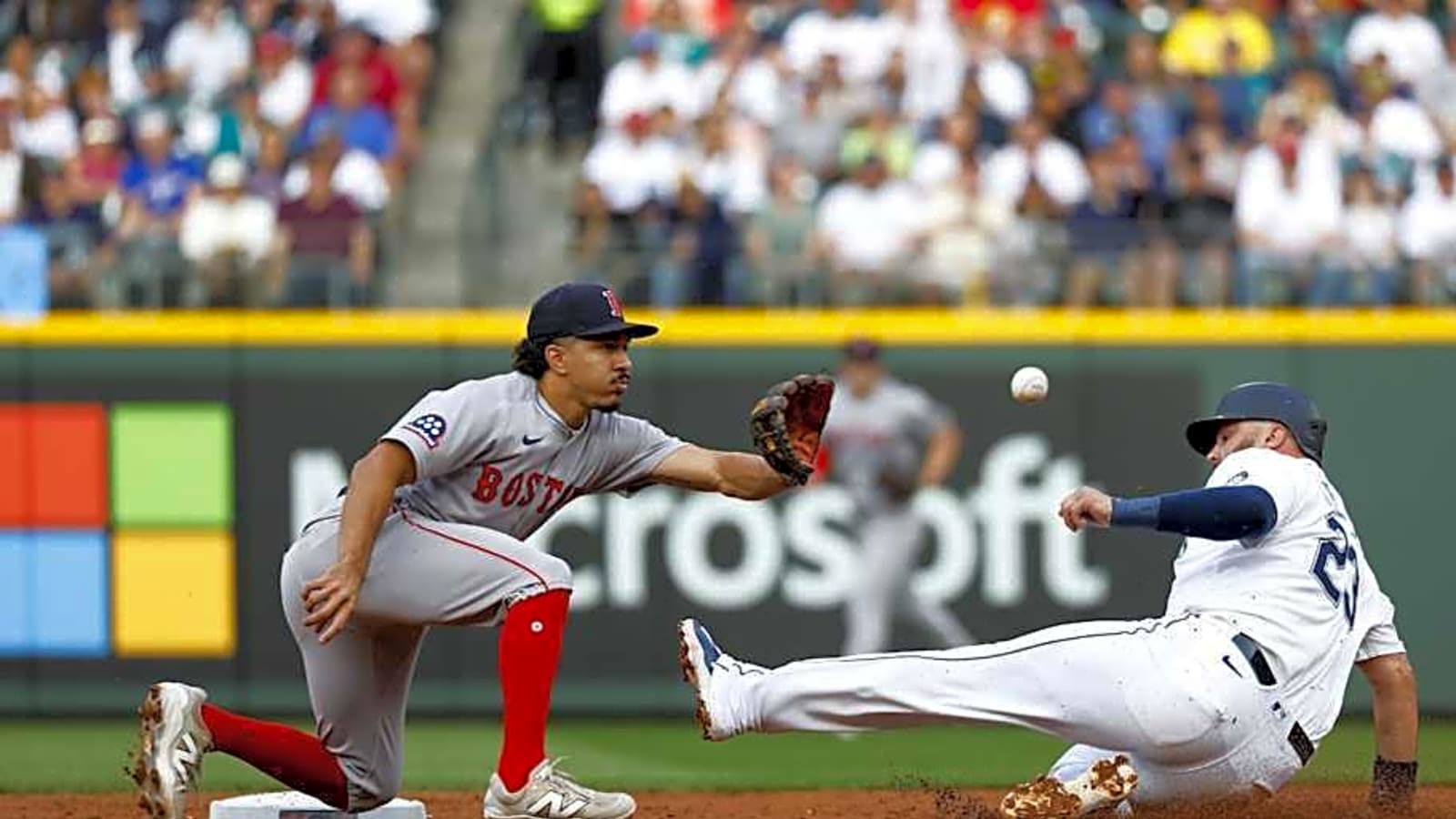 Seattle Mariners Make Shocking Roster Decision as Luke Raley Returns From Injury