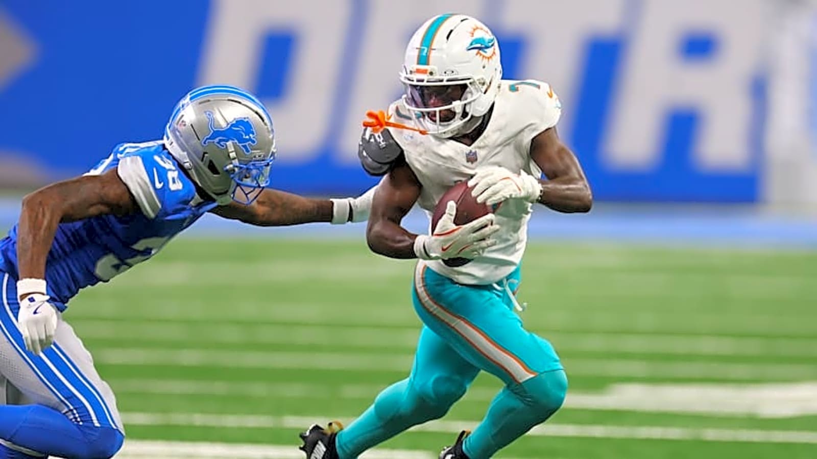 Dolphins just cut someone who could rescue Browns’ shaky CB depth