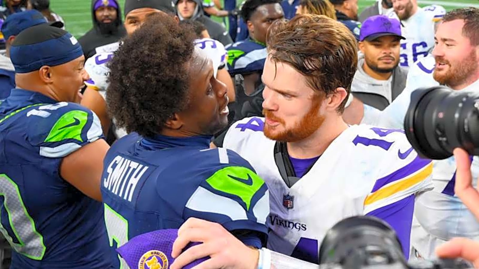 CBS puts Geno Smith & Sam Darnold in the same tier of NFL quarterbacks