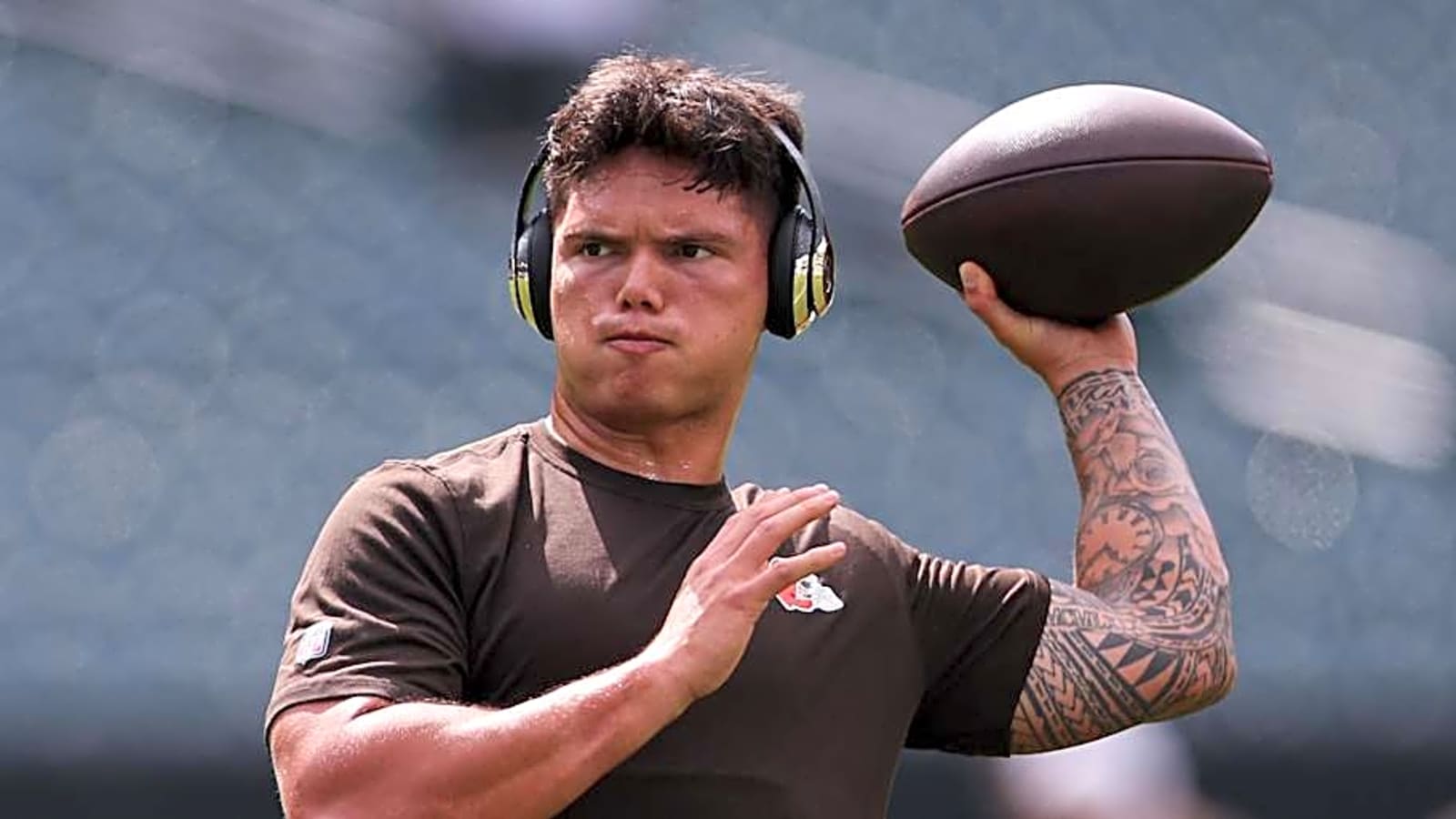 Dillon Gabriel An &#39;Extraordinary Role Model&#39; For Oregon Ducks Quarterback