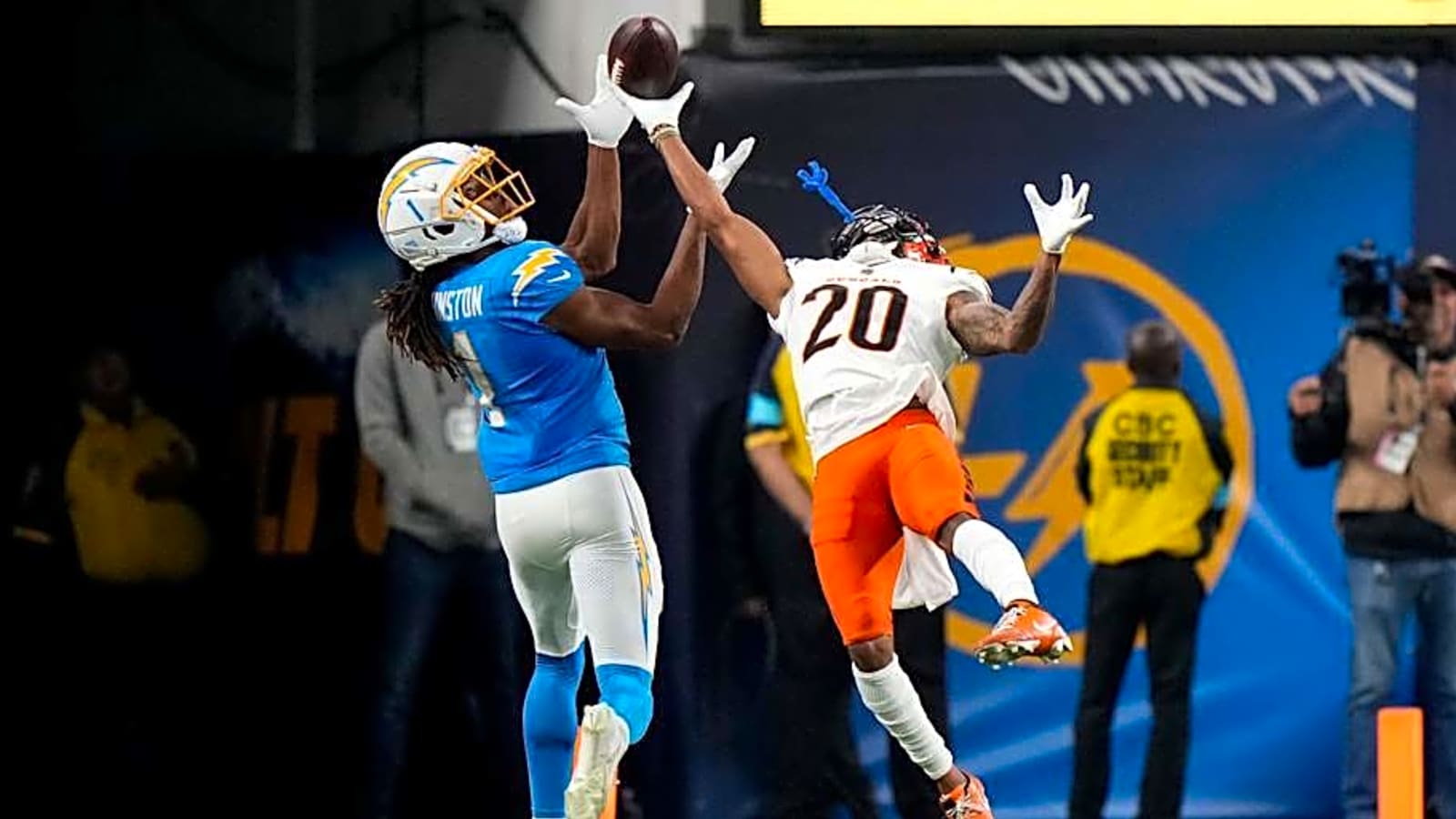 &#39;Perfecting Defense&#39; - DJ Turner, Bengals Begin Installing New Defensive Era
