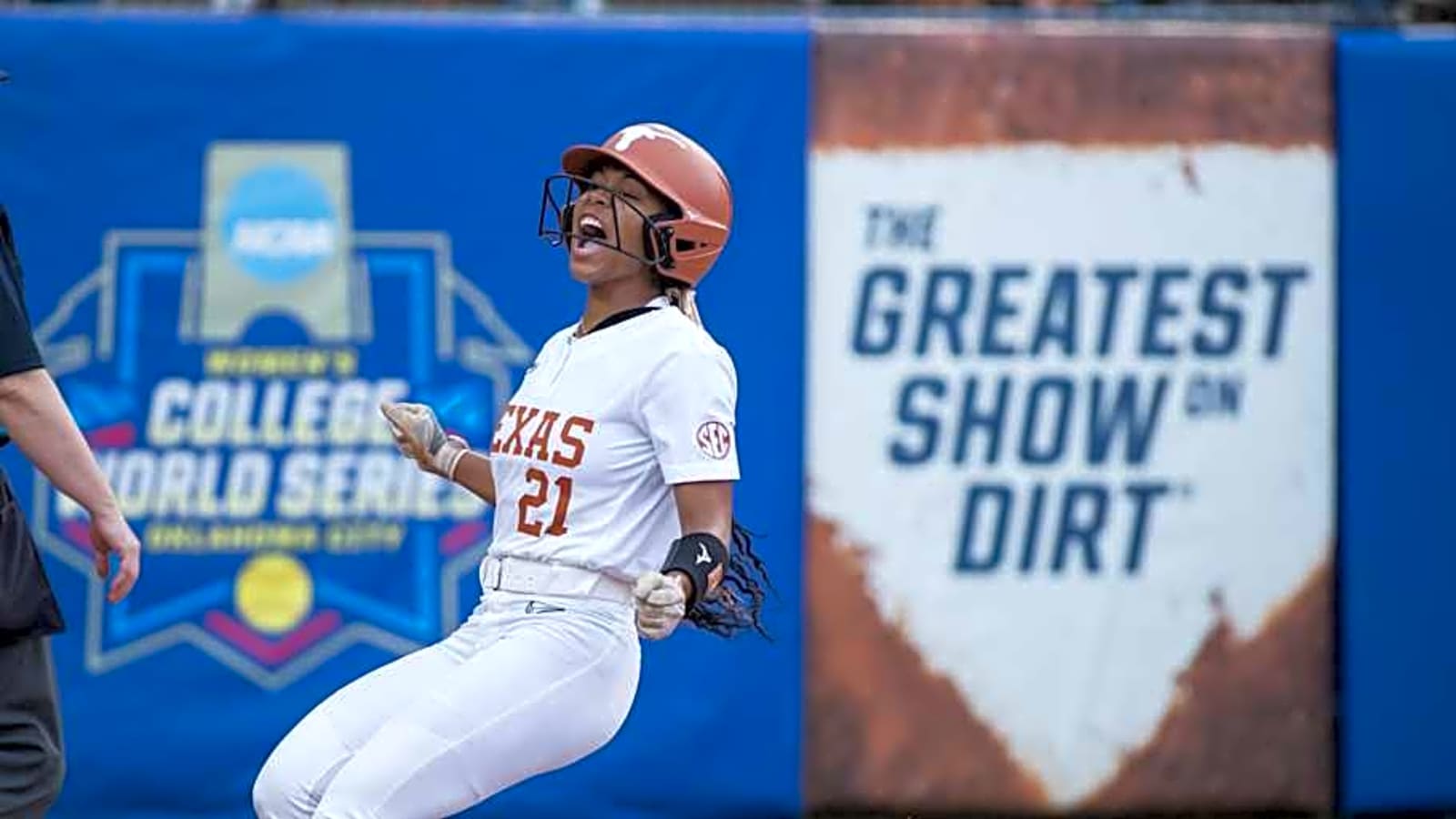 USA Softball, ESPN Drop Shocking Preseason Top 25 Rankings