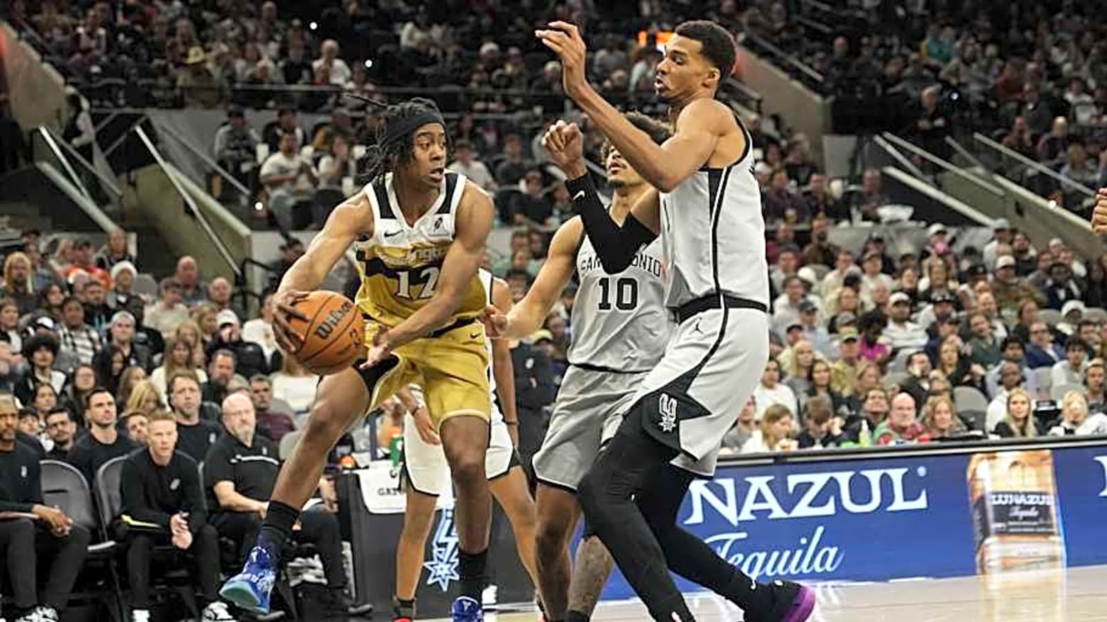 Wizards Backcourt Shines in Loss to Spurs