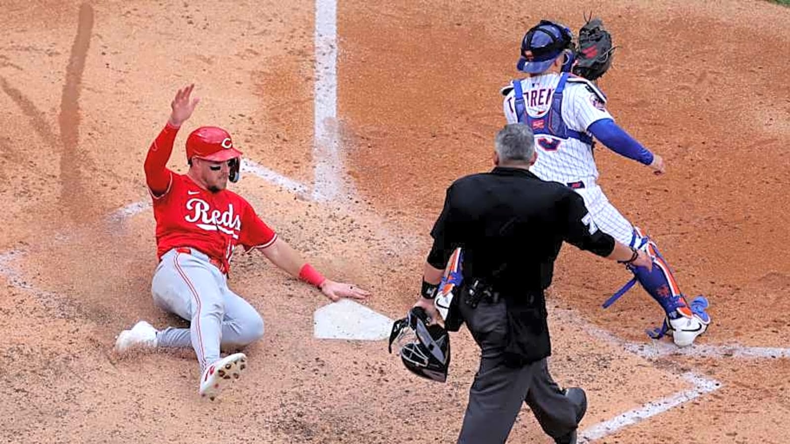 INSTANT REACTION: Reds Season-High Five Games Over .500 with 5-2 Win Over Mets