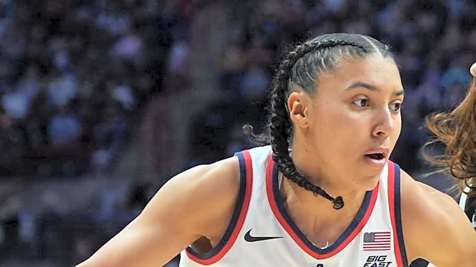 Dallas Wings Should Be Impressed With Azzi Fudd