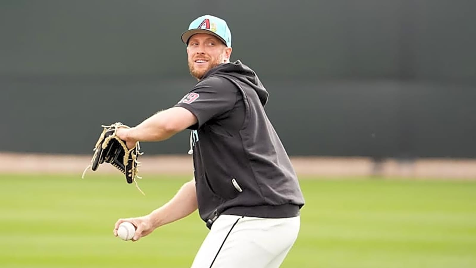 Diamondbacks Pitcher to Undergo Tests for Potential Injury