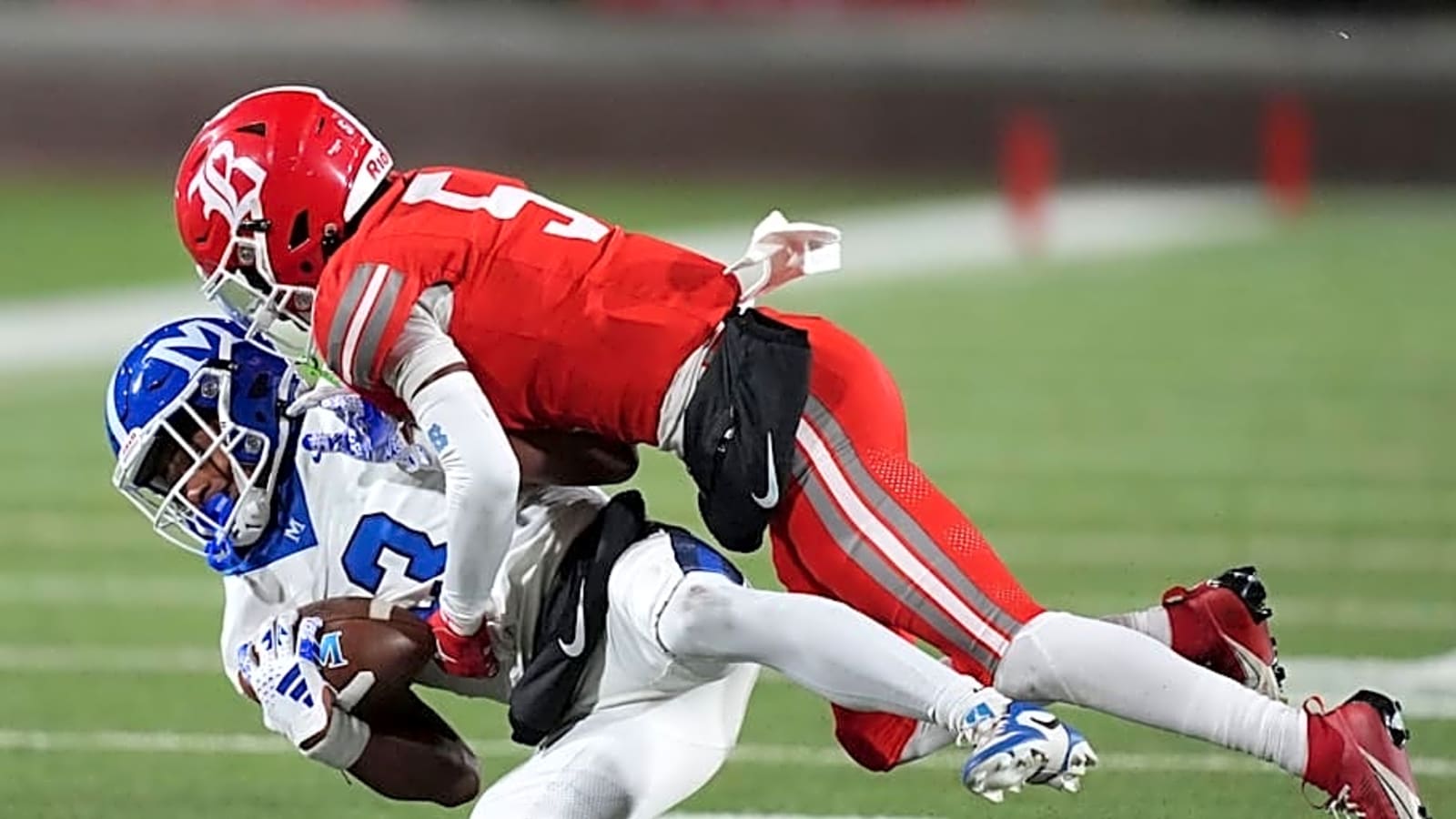 3-star cornerback chooses College Football Playoff participant over Wisconsin Badgers