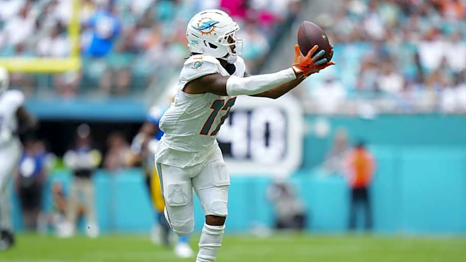 Dolphins Thursday Notebook: Waddle, Injury Update, Famous Anniversary, More