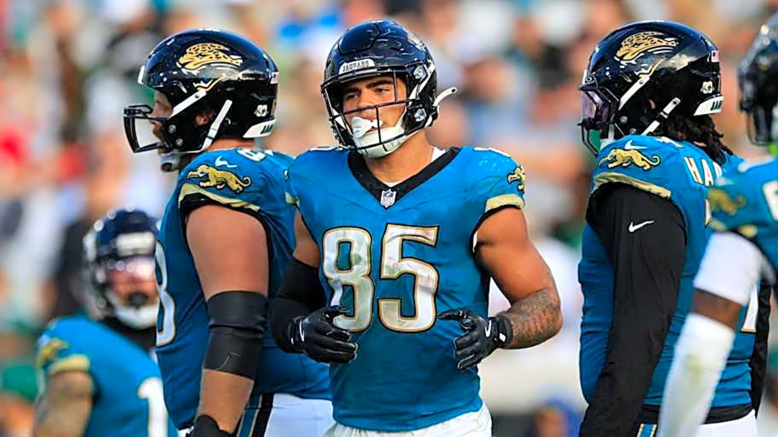 Analyst Makes Bold Claim for Jaguars&#39; Brenton Strange