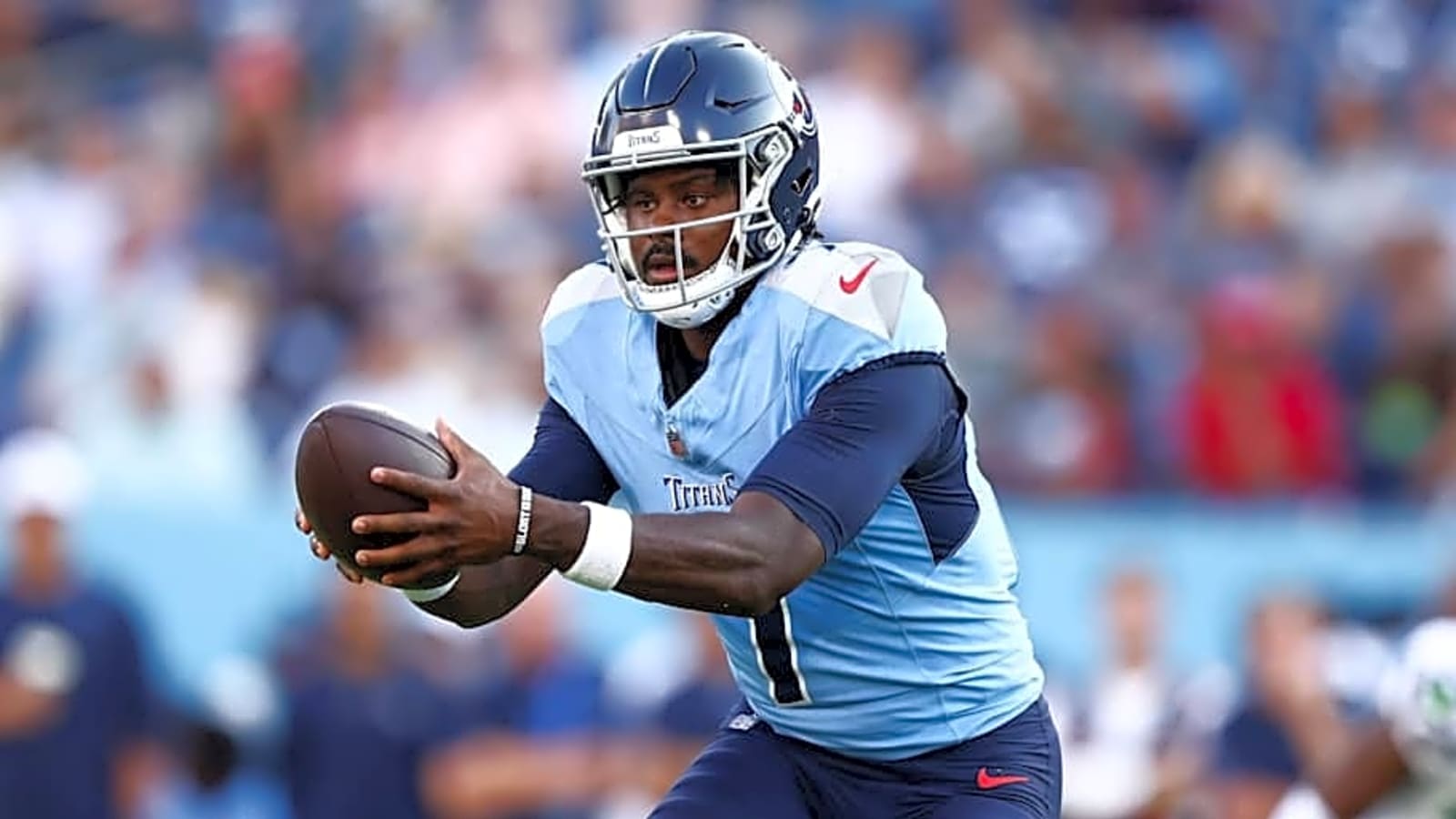 Former Titans GM Makes Concerning Rookie QB Comparison