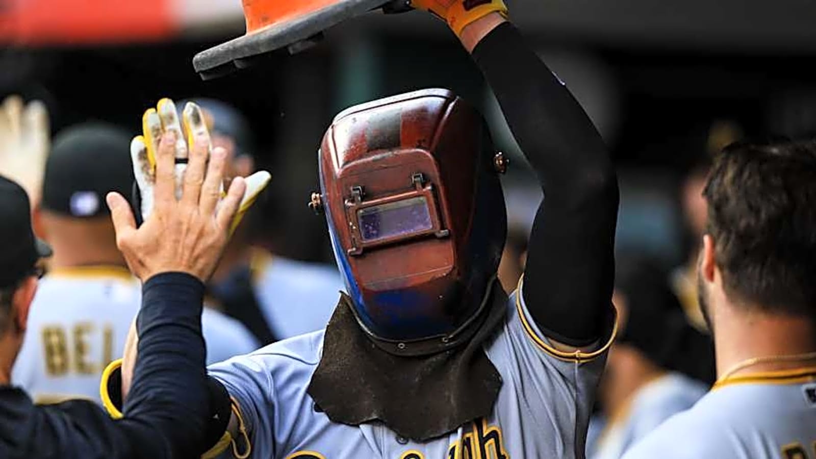 Pirates Unleash Power in Win Over Reds