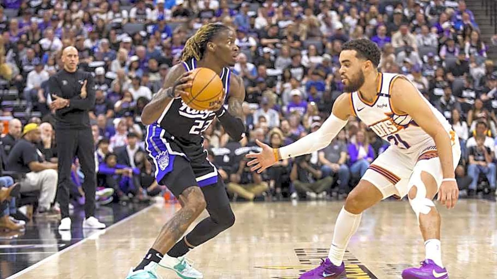 Kings Eyeing 10-Year Veteran Point Guard in Free Agency