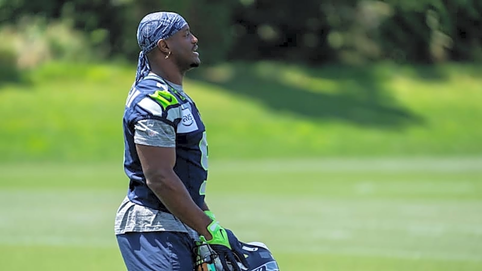 Seahawks coach Mike Macdonald provides alarming 1-word injury update on Kenneth Walker