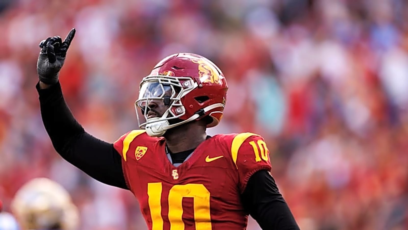 Former QB turned edge rusher from USC draws attention from Chiefs and rivals