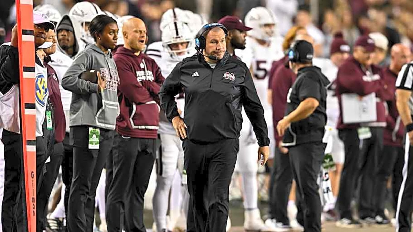 UNLV Rebels Coaching Spotlight: A Closer Look At Zach Arnett&#39;s Resume