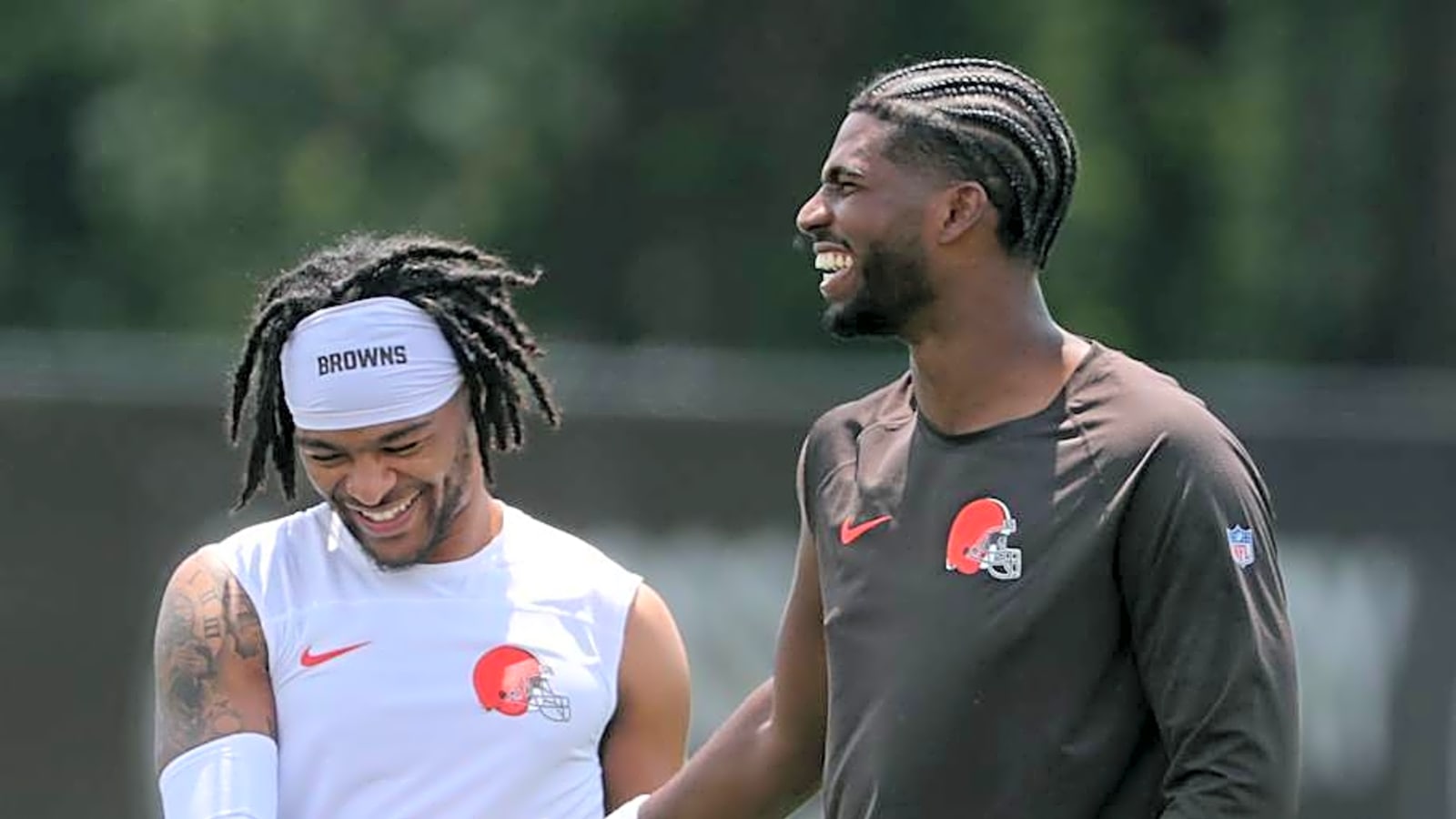 Cleveland Browns&#39; Shedeur Sanders, Dillon Gabriel Locks For Roster Spots? NFL Insider Trade Prediction
