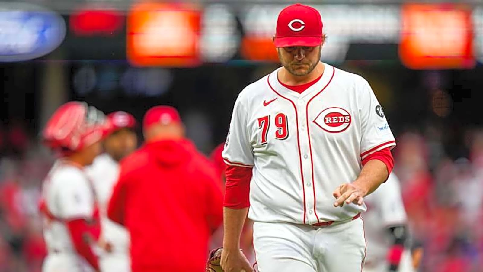 Cincinnati Reds Veteran Pitcher Elects Free Agency
