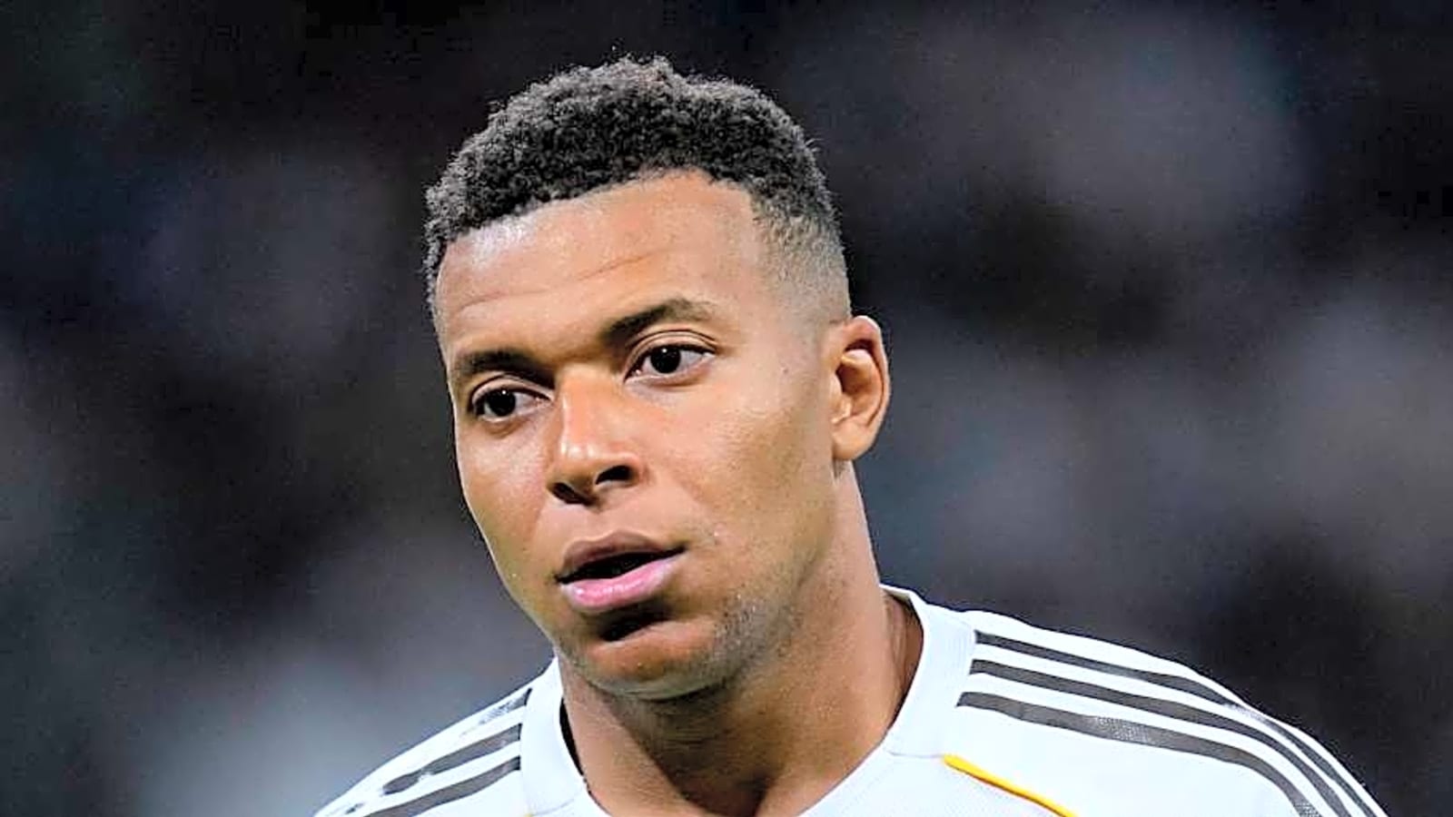 Real Madrid Ready to Part With Anybody Except Kylian Mbappe to Bring in Young Star (Report)