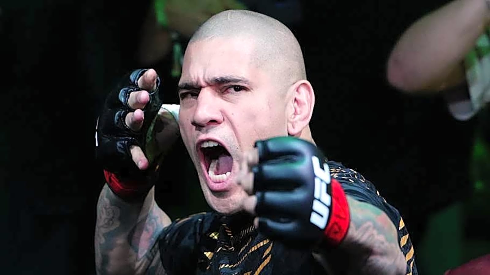 Khamzat Chimaev calls out 'scared' Alex Pereira for UFC White House fight