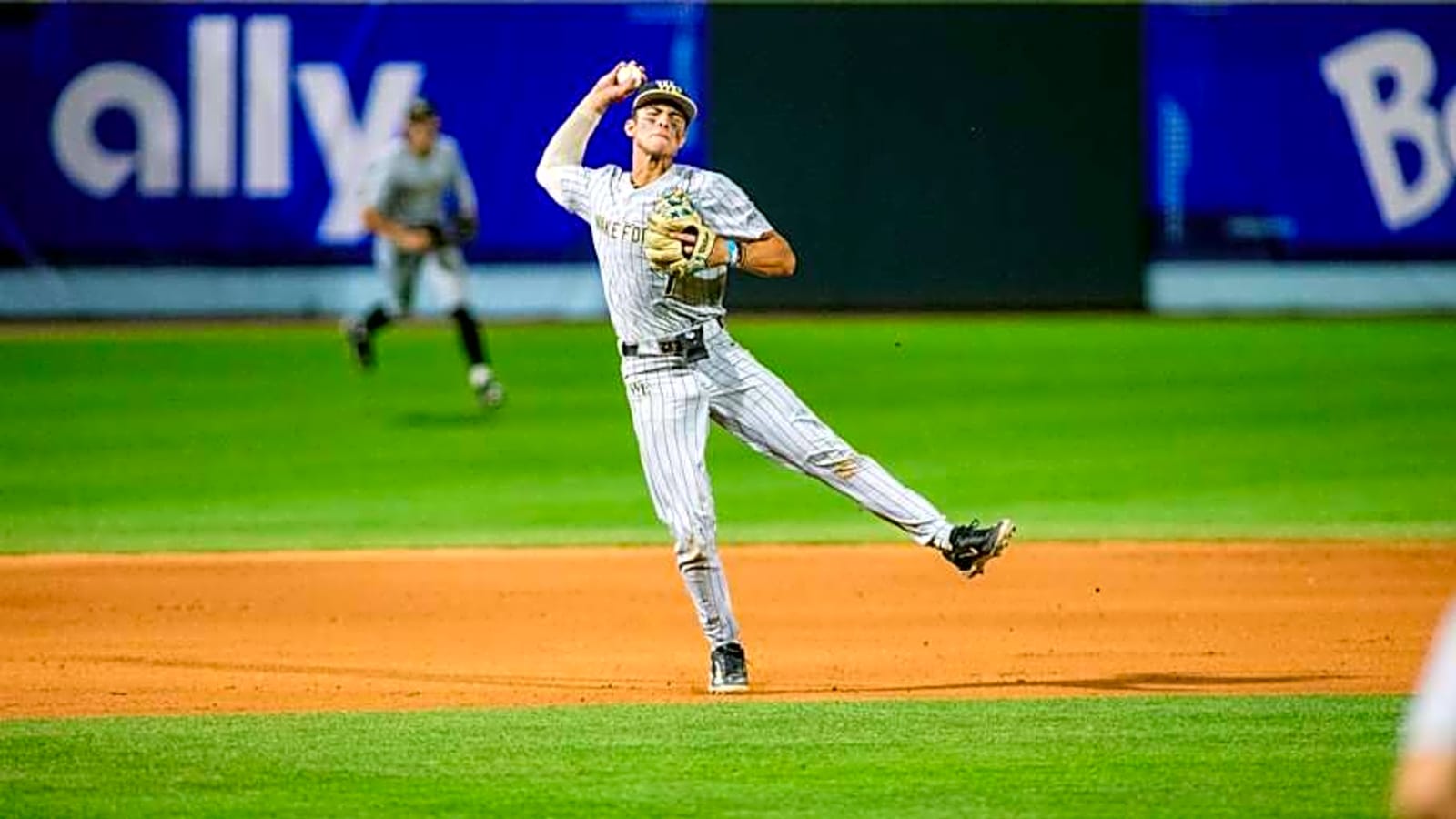 Orioles Pick an Absolute Steal Late in First Round of MLB Draft  in Latest Mock