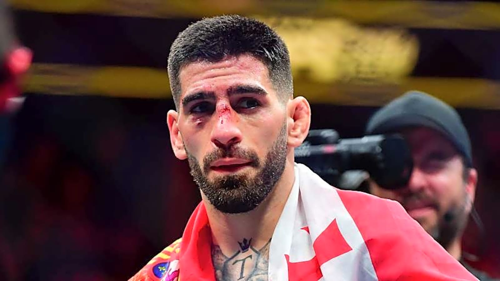 UFC star claims he&#39;s backup fighter for Ilia Topuria vs. Charles Oliveira