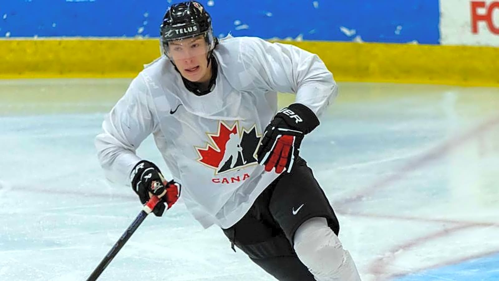NY Rangers Player Surprisingly Left off NHL Prospect Tiers