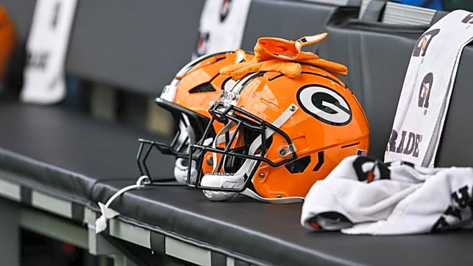 Former Jets, Chiefs WR Available After Packers Release