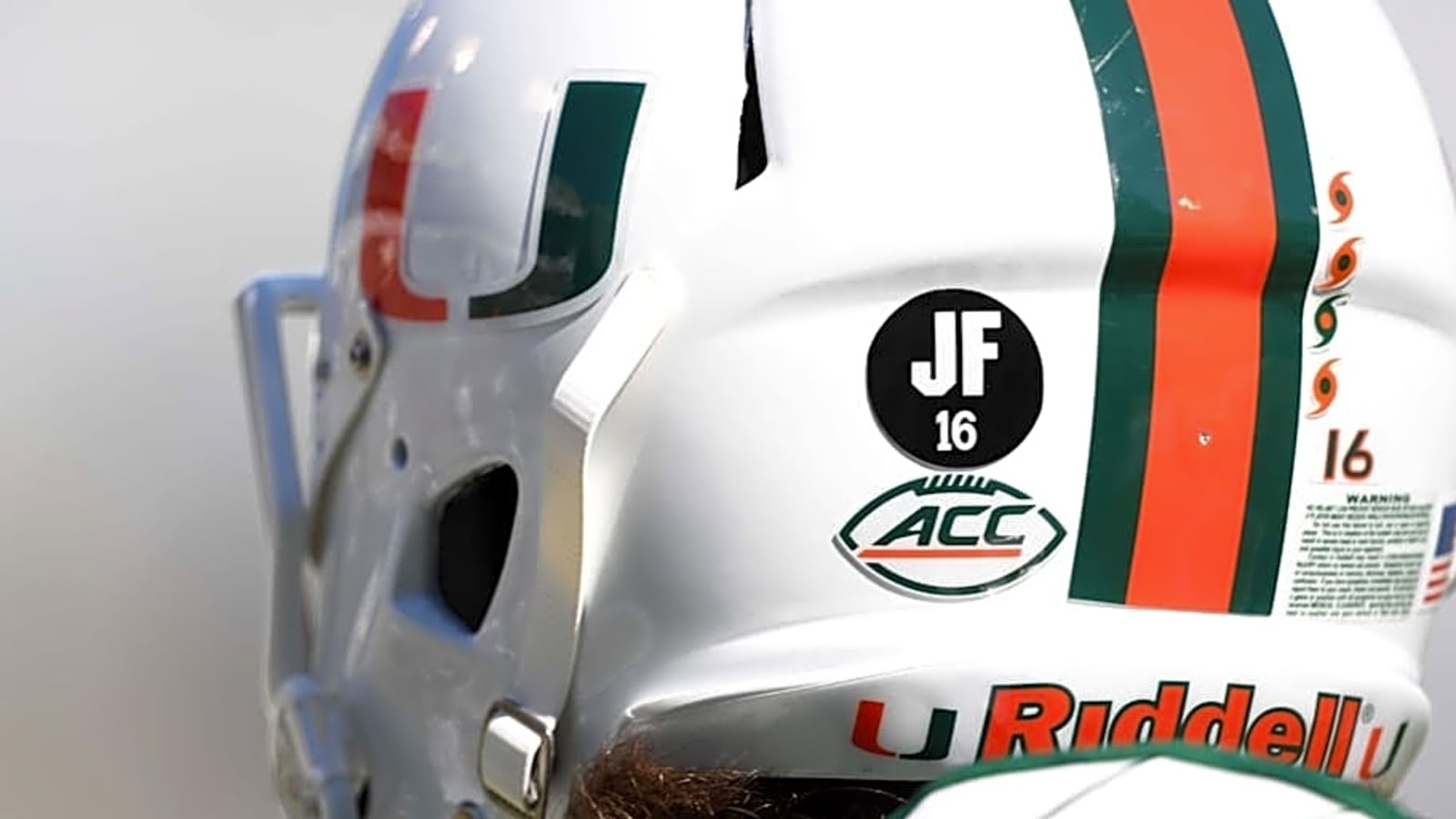 Miami Hurricanes football player hurt in car crash that killed 2 children: report