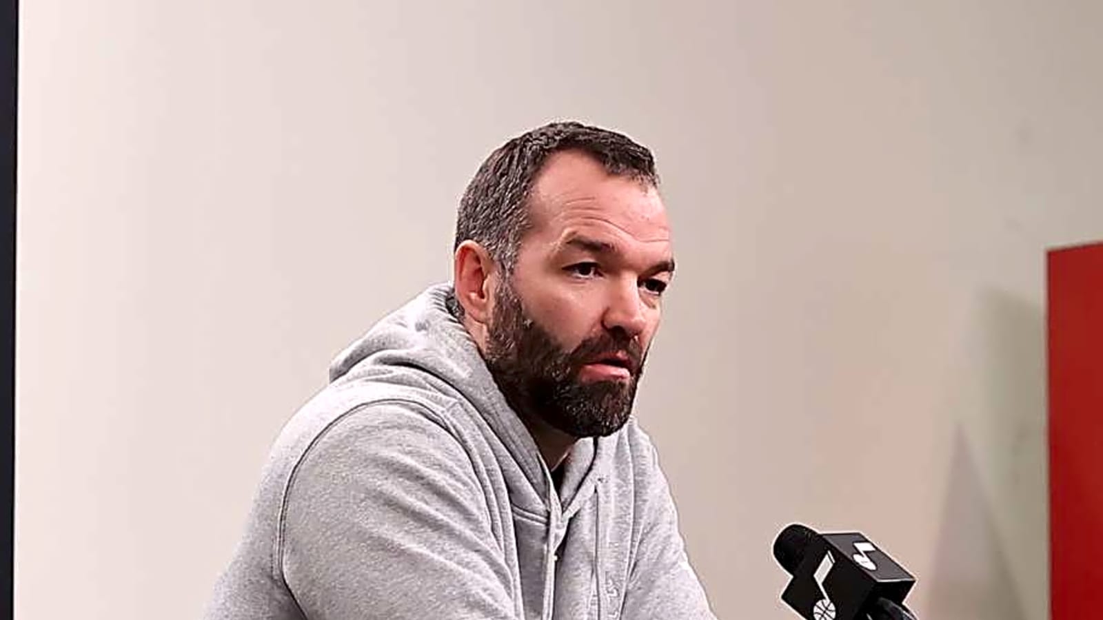 Utah basketball reaches out to top-10 2027 recruit