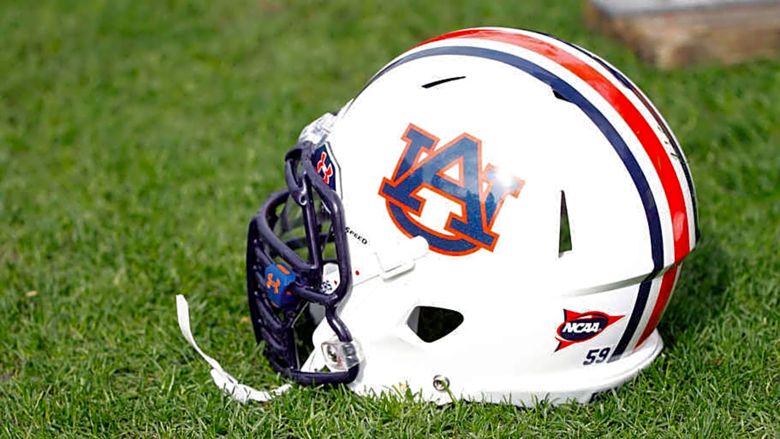 Why Auburn Stands Out to Recruit from Nation's No. 1 High School Football Team